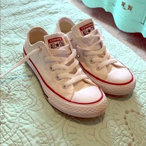 Girls size 13 Converse ALL⭐️STAR